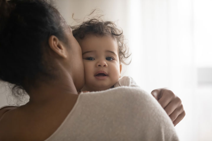 monther with young child