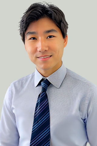 Headshot of Justin Kim