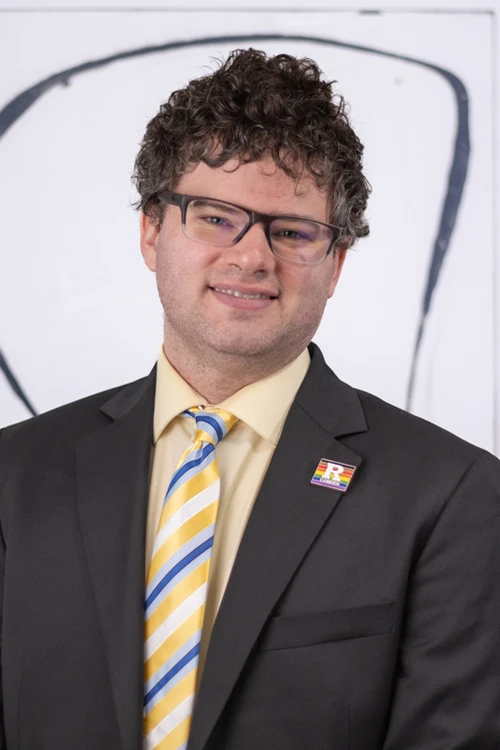 Headshot of Ben Gibson